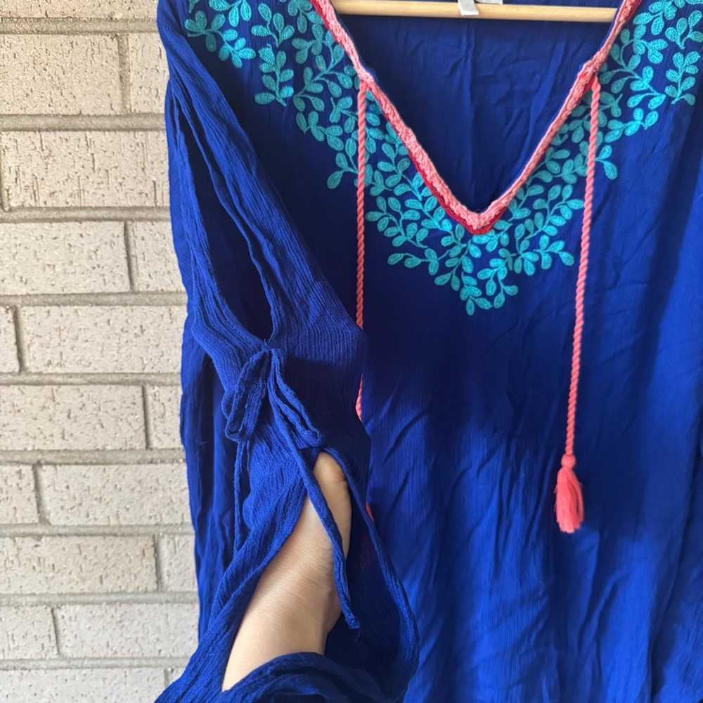 La Blanca Blue Coverup Tunic with Pink Teal Embroidery Size Small - Picture 3 of 6